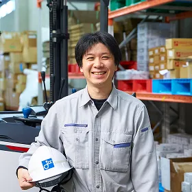 2020年入社／ロジセンター作業員